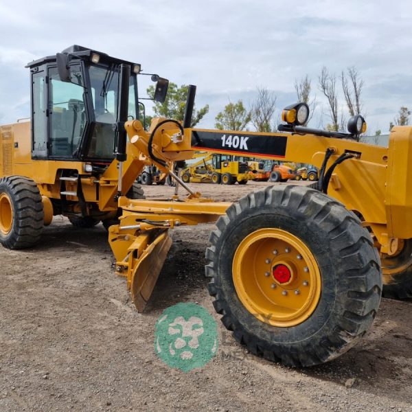 2013 CATERPILLAR 140K
